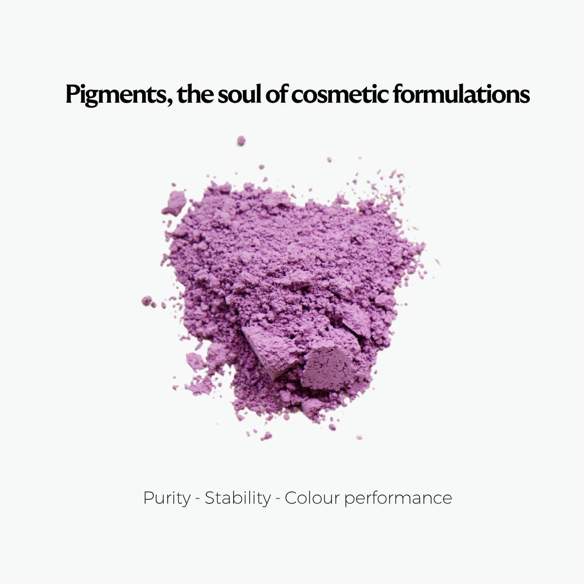 Violet pigment powder for cosmetic formulations